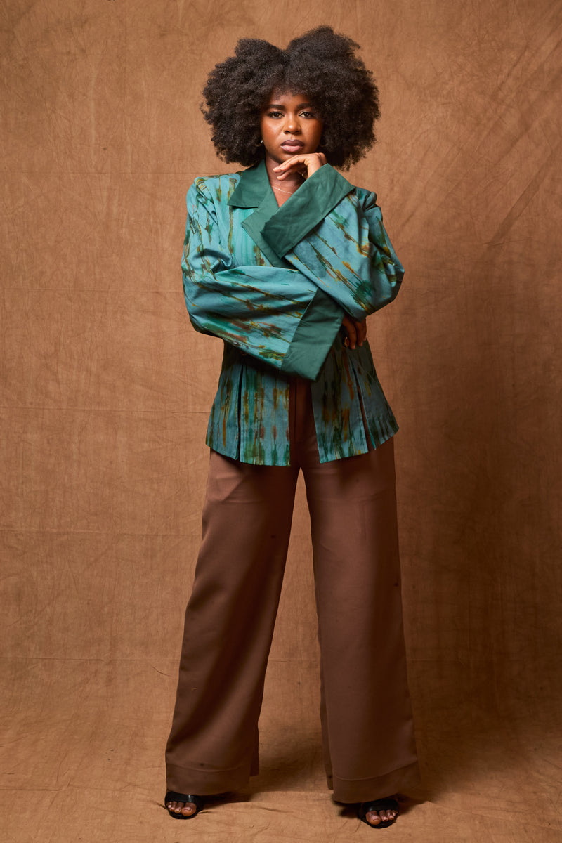 BLAZER TAILLEUR: L’AUDACIEUSE